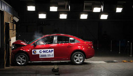 ����Ɲ/����/�����l����ȫ C-NCAP����