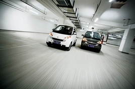 ���r����Ū�ڹ���֮�� ԇsmart fortwo