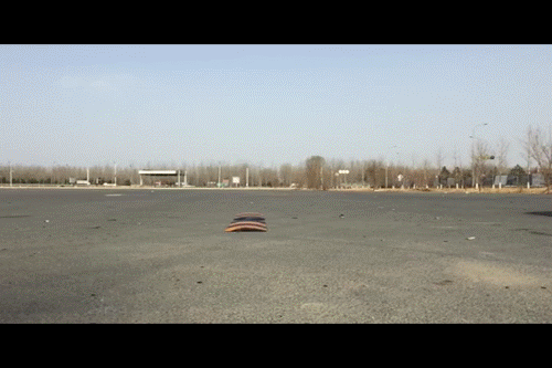 捷豹XJ正常模式通過減速帶 捷豹XJ正常模式通過減速帶