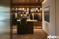 ������׶أ���˹������ȫ���3���콢�ռ俪Ļ��