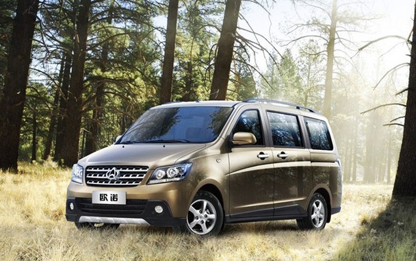 续演传奇 长安欧诺1.5l豪华型备受关注